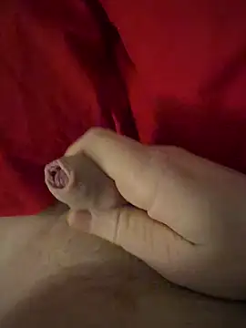 Snapshot of petitsexe52 chatting on March 15, 2026, 8:16 pm petitsexe52 online show from March 15, 2026, 8:16 pm