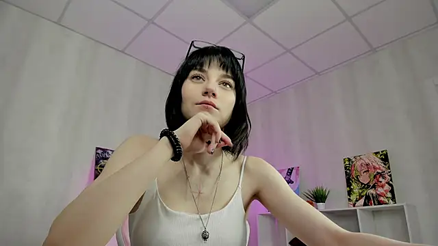 Scarle Whisper online show from February 9, 2026, 1:03 am