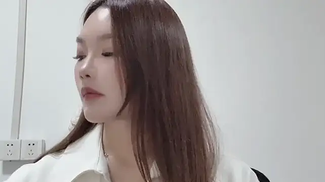 leilei660 online show from March 15, 2026, 9:27 am