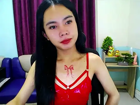 devine goddess online show from April 20, 2026, 1:24 pm