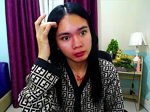 Snapshot of devine_goddess chatting on March 26, 2026, 6:39 pm devine goddess online show from March 26, 2026, 6:39 pm