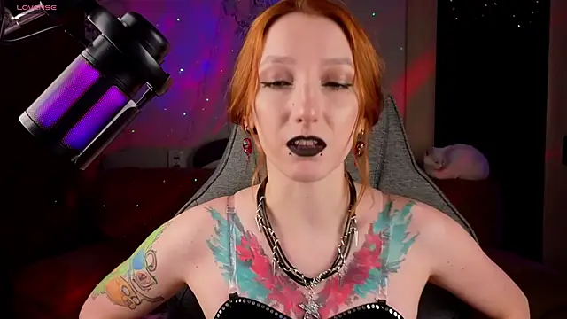 Snapshot of Vamp_Mila chatting on April 23, 2026, 4:41 pm Vamp Mila online show from April 23, 2026, 4:41 pm