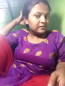 Romantic-Couple999 online show from February 19, 2026, 4:26 pm