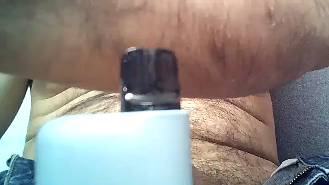 Snapshot of elegantblack chatting on June 5, 2026, 12:11 pm elegantblack online show from June 5, 2026, 12:11 pm