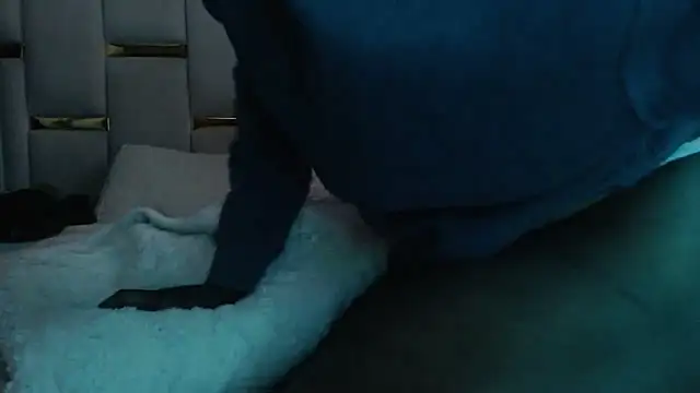 hotassxx95 online show from March 10, 2026, 4:49 am