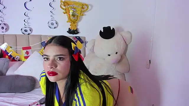 Snapshot of KeylaGomez_ chatting on June 27, 2026, 1:28 pm KeylaGomez online show from June 27, 2026, 1:28 pm