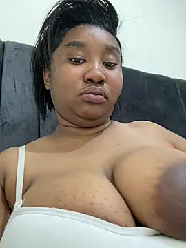 MeekyCurvyAss online show from March 5, 2026, 8:22 am