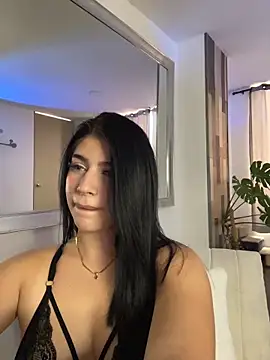  HannahFox  online show from June 9, 2026, 10:00 pm