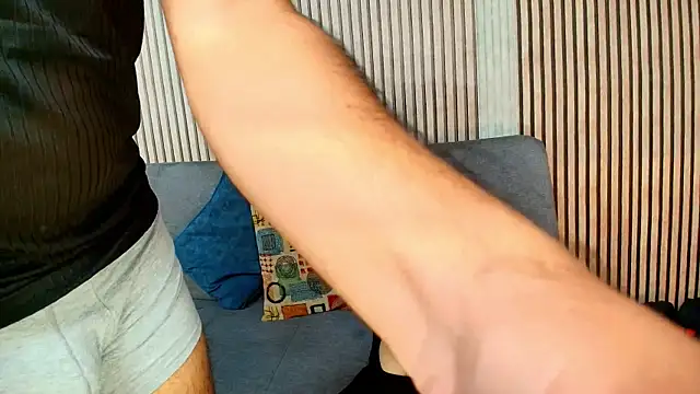 Snapshot of DaveParker_ chatting on July 6, 2026, 1:29 pm DaveParker online show from July 6, 2026, 1:29 pm