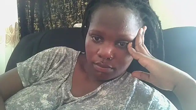 MIlk Spray  online show from February 25, 2026, 7:52 am