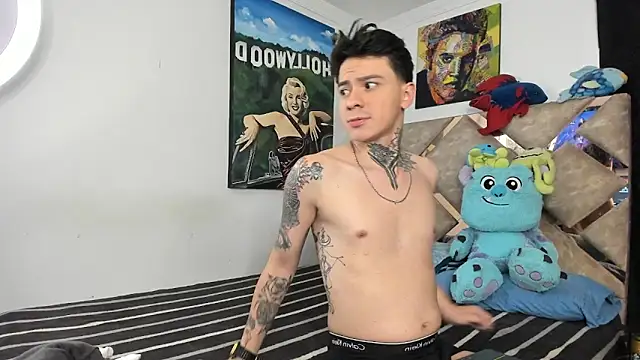 logan smith02 online show from February 7, 2026, 10:12 am