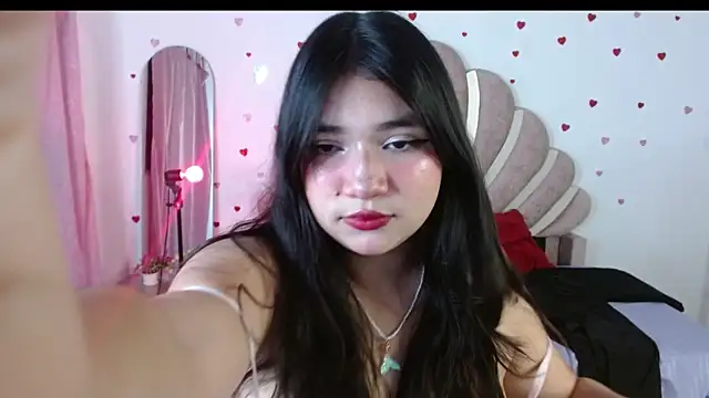 mia fox666 online show from May 5, 2026, 2:58 am