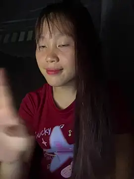 Snapshot of kekely chatting on July 5, 2026, 1:29 pm kekely online show from July 5, 2026, 1:29 pm