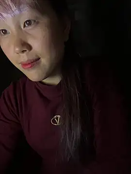 Snapshot of kekely chatting on June 9, 2026, 1:34 pm kekely online show from June 9, 2026, 1:34 pm