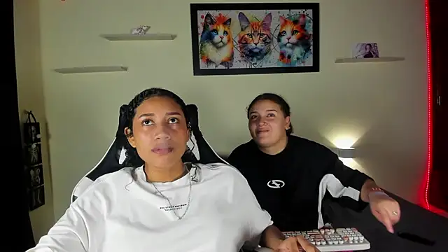 meredit cris23 online show from March 4, 2026, 5:15 am