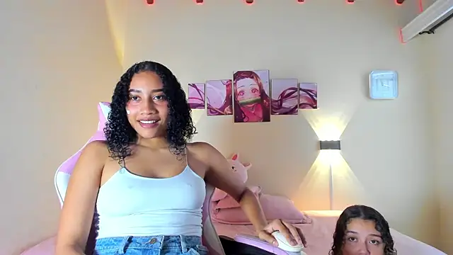 meredit cris23 online show from March 17, 2026, 2:53 pm