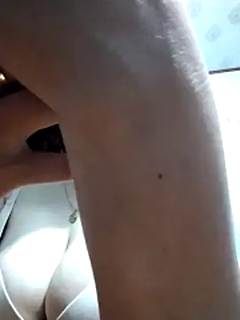 Snapshot of Marui-1 chatting on March 3, 2026, 5:58 am Marui-1 online show from March 3, 2026, 5:58 am