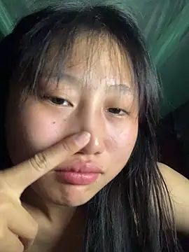 ngoccc-nga online show from March 28, 2026, 1:12 pm