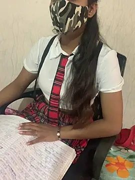 alisha377 online show from February 5, 2026, 4:30 am