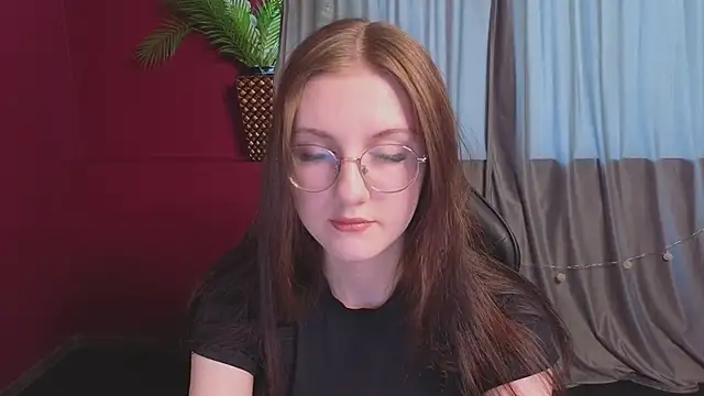 VixenLight online show from February 25, 2026, 2:45 am