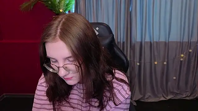 VixenLight online show from March 23, 2026, 1:28 am