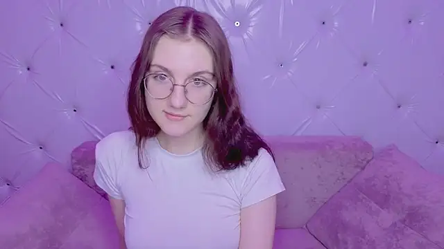 VixenLight online show from March 16, 2026, 1:24 am