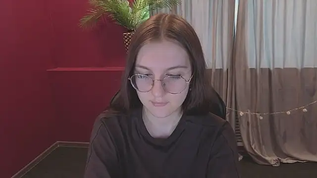 VixenLight online show from March 10, 2026, 2:15 am