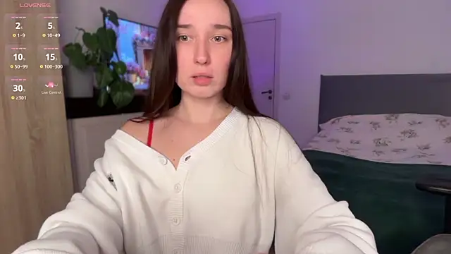 MegiMagic online show from April 30, 2026, 5:31 pm