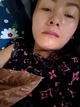 Snapshot of Baby-loveass69 chatting on June 19, 2026, 12:27 am Baby-loveass69 online show from June 19, 2026, 12:27 am