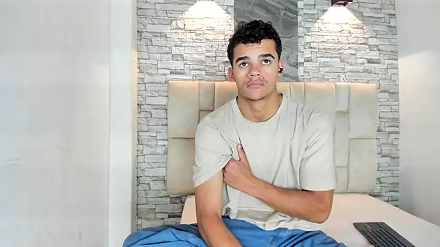 samuel wyatt online show from March 4, 2026, 12:46 pm