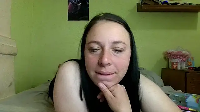 MillaSourety online show from May 2, 2026, 10:42 am