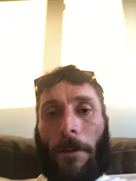 Snapshot of pezzerb7 chatting on July 12, 2026, 7:37 pm pezzerb7 online show from July 12, 2026, 7:37 pm