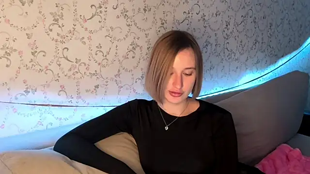 Snapshot of DeliciaBagnoli chatting on April 17, 2026, 6:11 pm DeliciaBagnoli online show from April 17, 2026, 6:11 pm