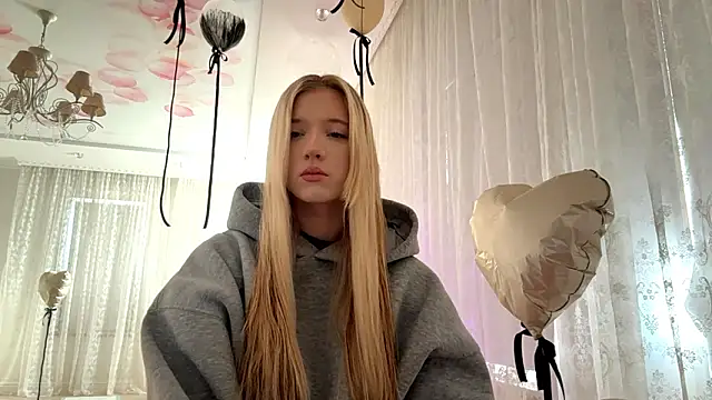 IvyArmbrister online show from March 4, 2026, 2:36 pm