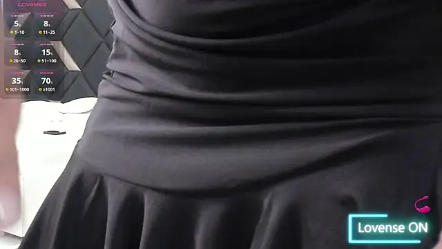 Snapshot of MelisaKovacs chatting on May 29, 2026, 12:44 pm MelisaKovacs online show from May 29, 2026, 12:44 pm