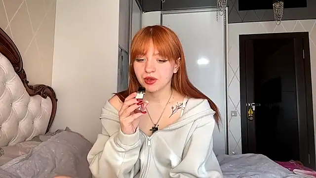 KatheyMichelfelder online show from March 6, 2026, 10:10 am