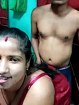 Snapshot of Your_deshibhabi25years chatting on April 15, 2026, 4:00 pm Your deshibhabi25years online show from April 15, 2026, 4:00 pm