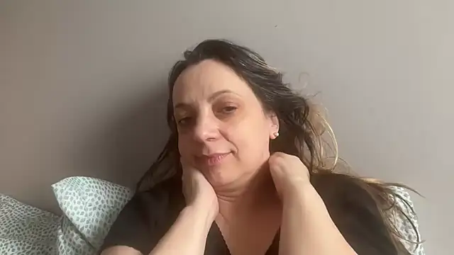 ShyFlameLive online show from April 29, 2026, 1:04 pm