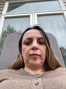ShyFlameLive online show from May 6, 2026, 8:57 pm