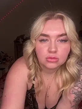 TwoWayT xx online show from February 5, 2026, 12:06 am