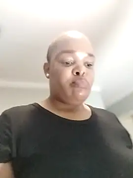 Snapshot of NAUGHTYSQUIRTER21 chatting on February 6, 2026, 7:21 pm NAUGHTYSQUIRTER21 online show from February 6, 2026, 7:21 pm