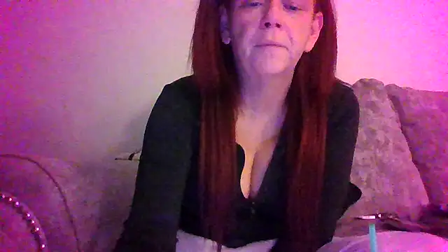 Forbidden-Irish-x online show from February 15, 2026, 8:52 pm