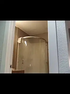 Snapshot of harleycakess chatting on March 18, 2026, 9:37 pm harleycakess online show from March 18, 2026, 9:37 pm