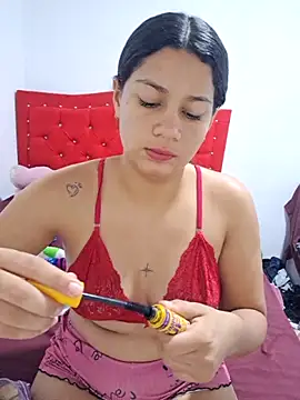 Cris18sexy online show from March 27, 2026, 12:50 pm