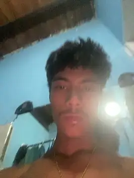 Snapshot of Adan21_cm chatting on April 23, 2026, 4:19 am Adan21 cm online show from April 23, 2026, 4:19 am