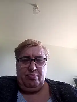 SusanStar874 online show from April 23, 2026, 8:43 am