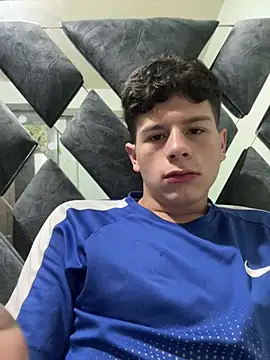 Andy12912 online show from February 2, 2026, 9:47 pm