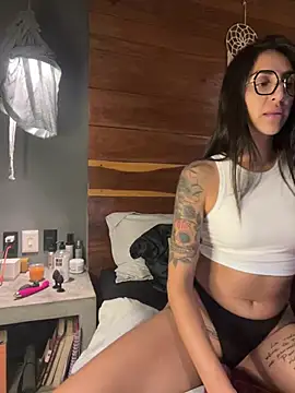 Pocahontassx online show from February 8, 2026, 1:25 am