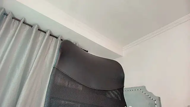 paulina ponce online show from February 3, 2026, 6:40 am