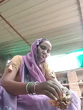Muskan44s online show from June 19, 2026, 11:38 am